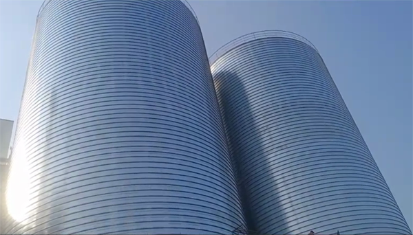 松潘2座混凝土高架卷板仓